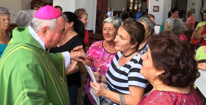 OBISPO HOLGUINERO EN LA CATEDRAL DE SAN ISIDORO